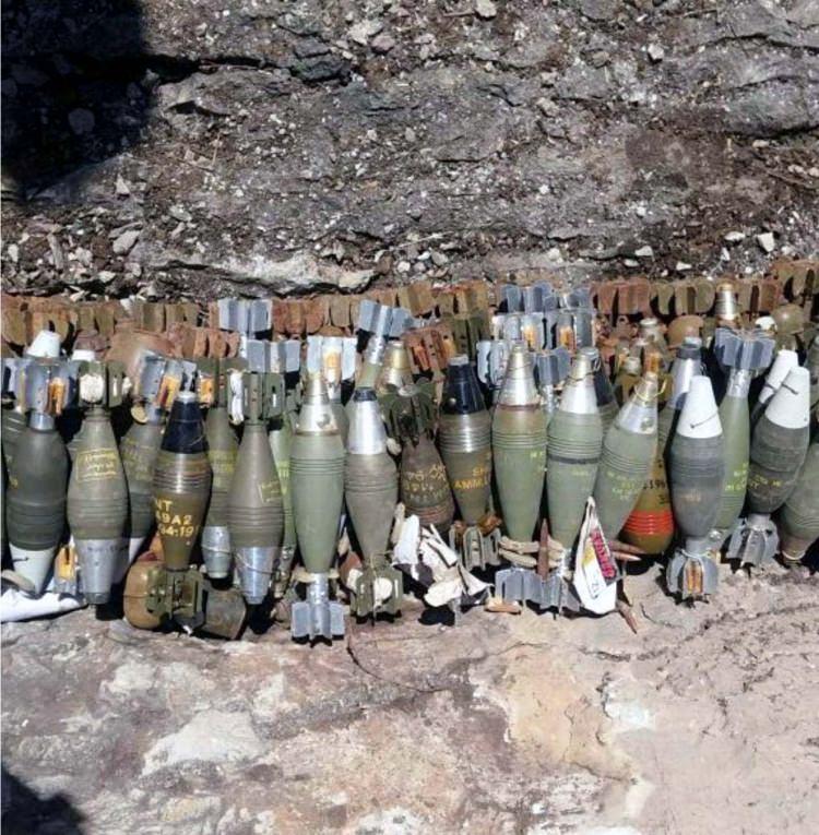 <p>Beytüşşebap İlçesi yakınlarında bulunan 2 bin 900 rakımlı Kato Dağı'nda terörle mücadele kapsamında başlatılan geniş kapsamlı operasyonlar 12'nci gününde devam ediyor.</p>
<p> </p>