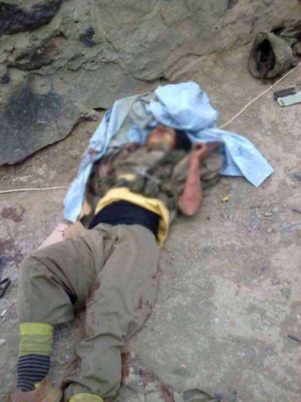 <p>Görünütlerde öldürülen ve yaralı ele geçirilen PKK'lı teröristler var. </p>

