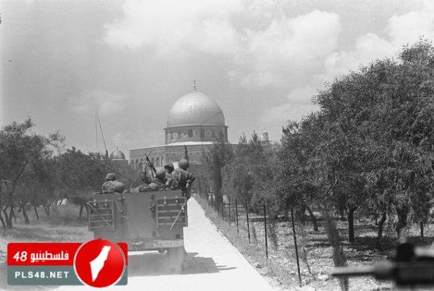 <p>1967'deki Arap-İsrail ya da 6 G&uuml;n Savaşları sonunda İsrail, Kud&uuml;s'&uuml; işgal etti.</p>
