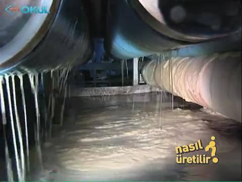 <p>Bu bölümde, püre halinde meyveler, sıkıştırılarak suyu çıkarılıyor.</p>

<p> </p>

