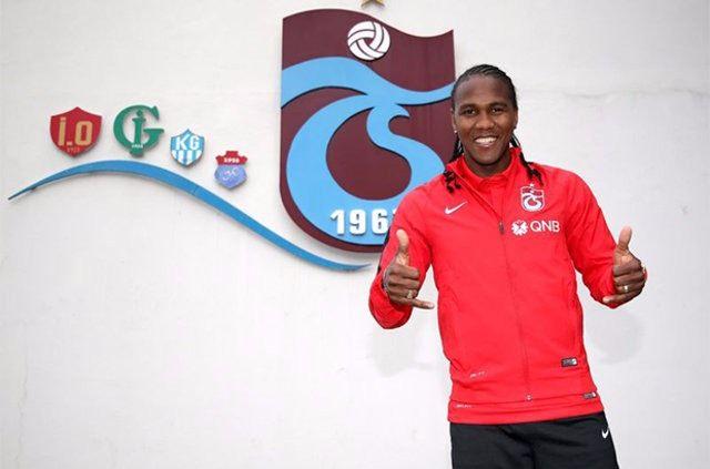 <p>Hugo Rodallega - 77</p>
