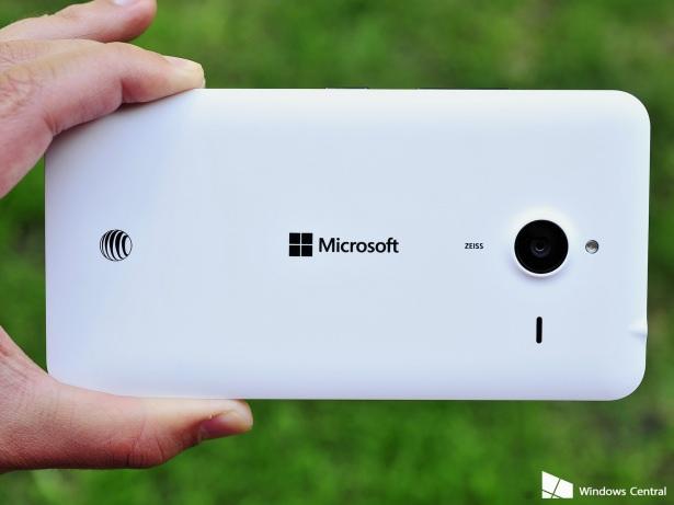 <p>Lumia 550, 4 inç büyüklüğünde ve 4 çekirdekli işlemciye sahip.</p>
