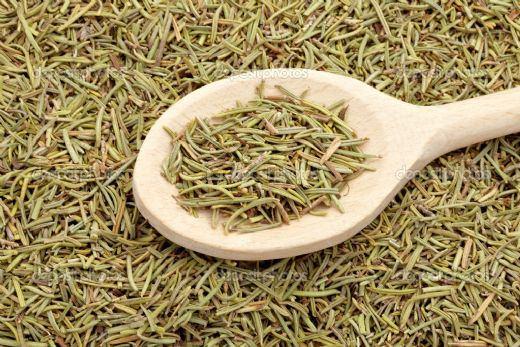 <p><strong>Ağrı geçiren biberiye kürü</strong></p>
<p>Genellikle salata ve et yemeklerinde çeşni olarak kullanılan <strong>biberiye baş ağrısına </strong>etkisi ile bilinir.</p>
<p> </p>
