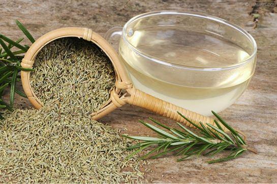<p><strong>Biberiye kürü yapılışı: </strong></p>
<p>1 su bardağı kadar kaynamış suya 1 tatlı kaşığı biberiye bitkisini ilave edin. 4 dakika kısık ateşte kaynatın. Daha sonra ılıması için bekletin İçilecek sıcaklığa geldikten sonra süzerek tüketin.</p>