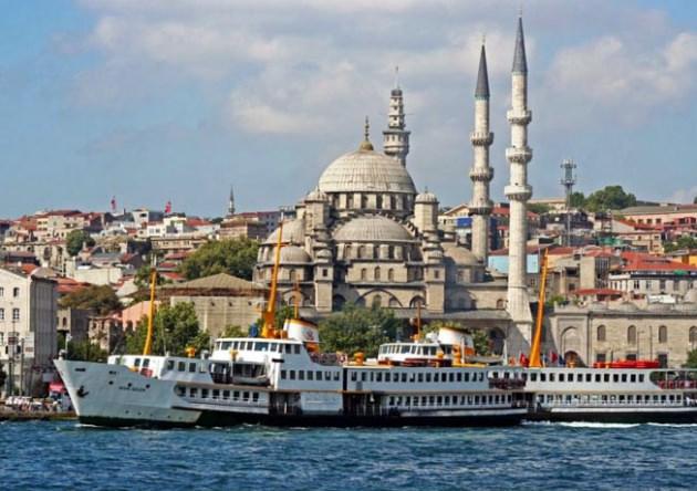 <p>Hidâyet Camii (Eminönü'nde, İkinci Mahmûd, İkinci Abdülhamîd yemletti)</p>