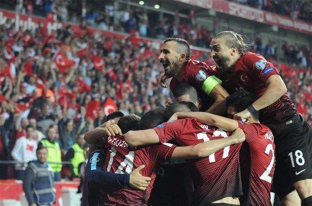 <p>A Ligi: Almanya, Portekiz, Belçika, İspanya, İsviçre, Fransa, İngiltere, İtalya, Polonya, Hırvatistan, İzlanda, Galler </p>