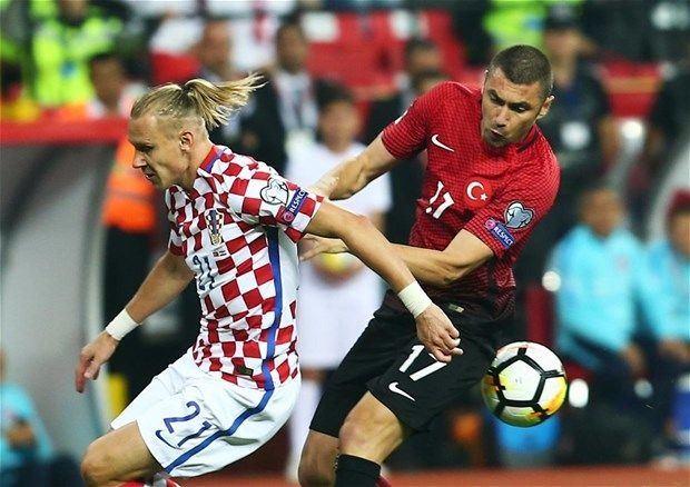 <p>D Ligi: Litvanya, Belarus, Gürcistan, Ermenistan, Makedonya, Faroe Adaları, Lüksemburg, Letonya, Moldova, Kazakistan, Liechtenstein, Andorra, Malta, Kosova, San Marino, Cebelitarık. </p>