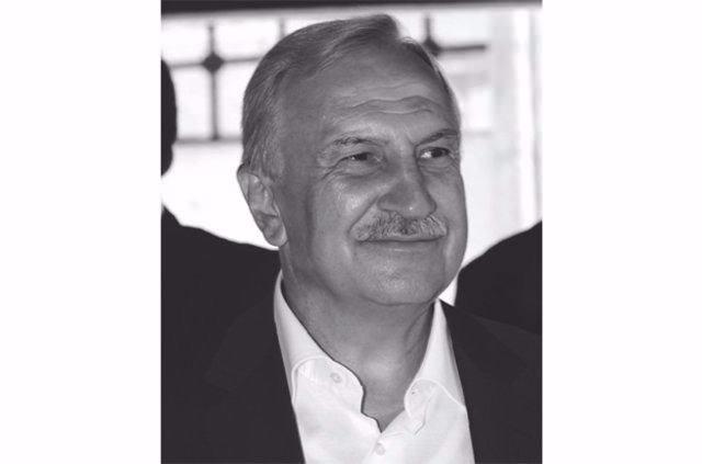 <p>Yıldız Holding hissedarı Orhan Özokur'un çocukları</p>
