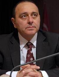 <p>Ömer Sabancı</p>

<p>Zenginler listesinde 42. Sırada 2010 serveti 720 milyon dolar Emekli maaşı 1,100.00 TL SSK emeklisi</p>
