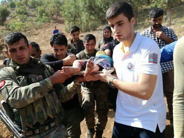 <p>Daha sonra köyün muhtarını aradım ve o da karakola haber verdi. Gece yarısına kadar her yeri aradık taradık ama oğlum Fırat’ı bulamadık.</p>
