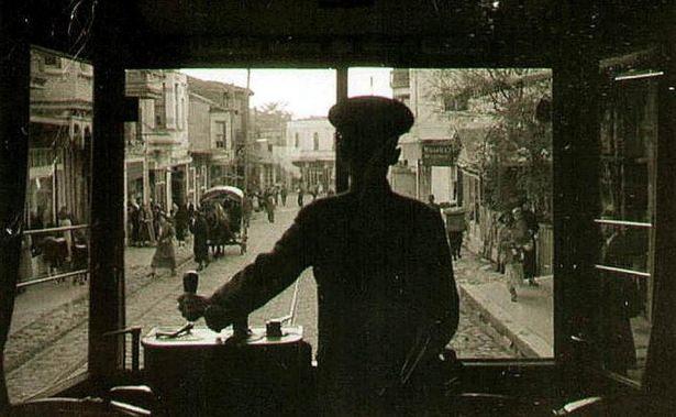 <p>Vatman... Kuşdili Cad.. 50 ortaları..</p>
<p> </p>