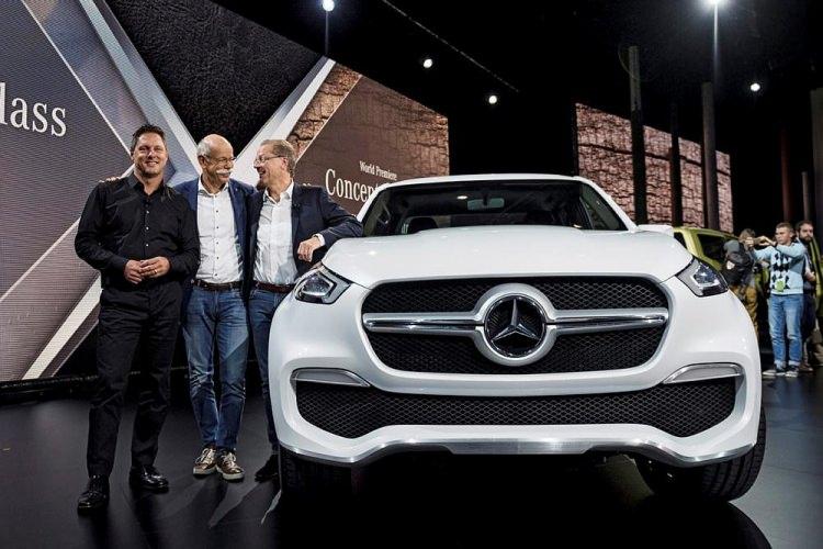 <p>Mercedes tarihinin en önemli tanıtımlarından birisi gerçekleşti. Alman üretici X-CLASS pickup modeliyle birlikte rekabete yepyeni bir sınıf ve standart kazandırdı.</p>
