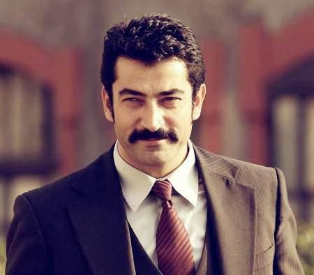 <p><strong>Kenan İmirzalıoğlu</strong></p>

<p>Yıldız İmirzalıoğlu, ev hanımı</p>
