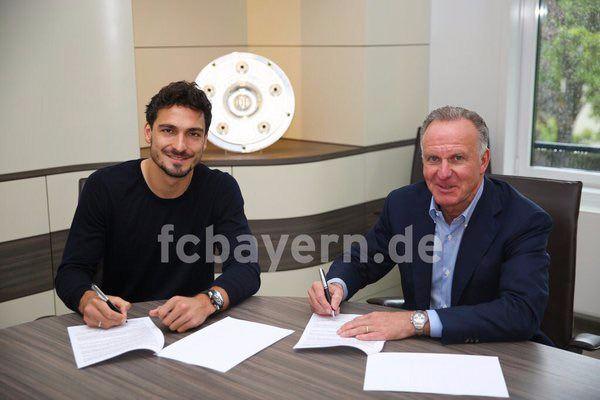<p><strong>Mats Hummels (Stoper)</strong><br />
<br />
Borussia Dormund ==> Bayern Münih 38 milyon euro</p>