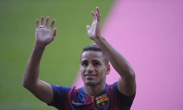 <p><strong>DOUGLAS</strong></p>

<p>SAO PAULO'DAN 4 MİLYON EURO'YA</p>
