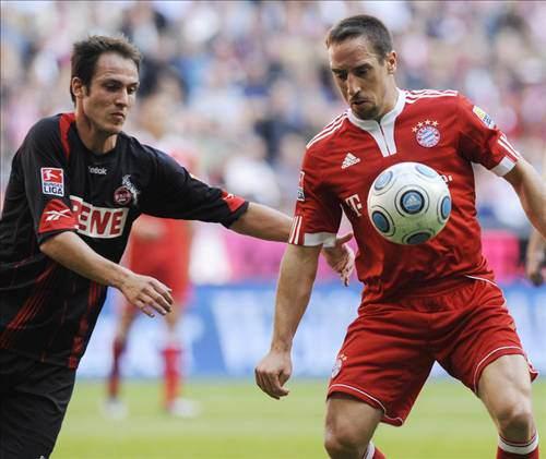 FRANCK RIBERY 2005 yılında F.Bahçe'nin yaptığı Anelka transferine misilleme olarak apar topar imza attırılan Ribery'nin, şimdi Avrupa devlerini peşinden koşturacağını kim bilebilirdi ki?