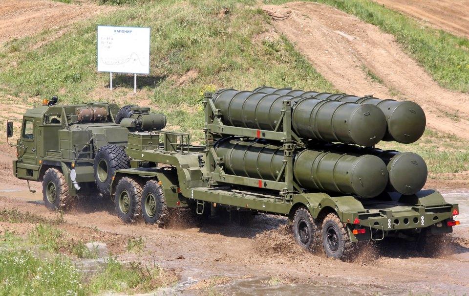 <p>S-400’de kullanılan orta menzilli 9M96 aktif radar güdümlü bir füze. </p>
