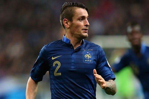 <p>Mathieu Debuchy - Fransa</p>
