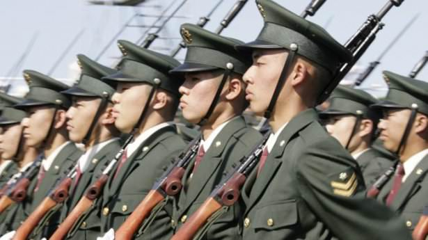 <p>10- Japonya<br />
<br />
Savaş durumunda askere çağırılabilecek nüfus: 53,608,446<br />
Tank sayısı: 767<br />
Uçak sayısı: 1,595<br />
Nükleer başlık sayısı: 0<br />
Uçak gemisi sayısı: 1<br />
Denizaltı sayısı: 16<br />
Savunma Bütçesi(dolar): 49,100,000,000</p>