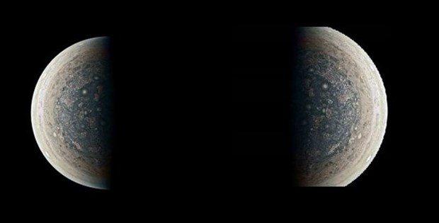 <p><strong>Plüton'un yeni fotoğrafları yayınlandı</strong></p>
<p>Amerikan Havacılık ve Uzay Dairesi (NASA), uzay aracı "New Horizons" (Yeni Ufuklar) tarafından çekilen, "gizemli gezegen" olarak bilinen Plüton'un yeni fotoğraflarını yayımladı. Plüton'un son fotoğraflarında gezegenin yüzeyinde kum tepecikleri olduğu sanılan yükseltiler, vadiler ve yüzen buz kütleleri olduğu görülüyor.</p>