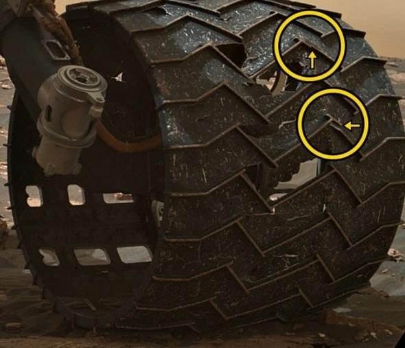 <p>5 seneden uzun süredir Mars üzerinde araştırmalar yürüten NASA'nın Kızıl Gezegen'deki göz bebeği Curiosity'den gelen son görüntüler NASA'yı kara kara düşündürüyor.</p>

<p> </p>
