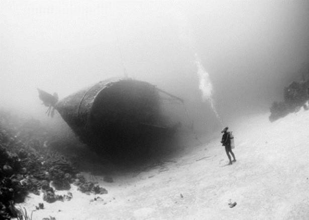 <p>Maşallah</p>

<p>Hilma Hooker'in dalgıç olduğu Karayipler'de çekilen fotoğraf...</p>
