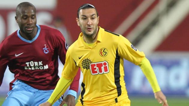 Necati Ateş - Beşiktaş --- Beşiktaş Kulübü İkinci Başkanı Ahmet Nur Çebi, 'Necati gibilerini alabiliriz' dedi.