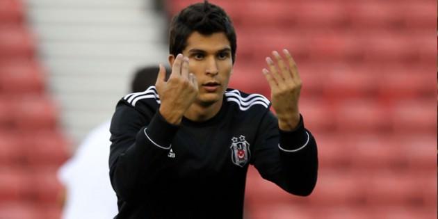 <p>Necip Uysal- İstanbul</p>