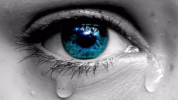 <p>Ağlamanın ardındaki nedenleri bilimsel olarak nasıl açıklarız? Ağlamanın yararları nelerdir? Hangi evrimsel nedenler onu ortaya çıkarmıştır?</p>
