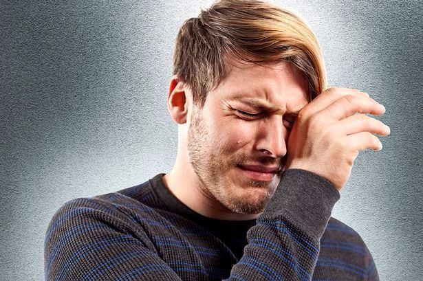 <p>Psikolog William Frey'in 1982'de yaptığı bir araştırma, kadınların ayda ortalama 5,3 kez, erkeklerin ise 1,3 kez ağladığını ortaya koymuştu. </p>
