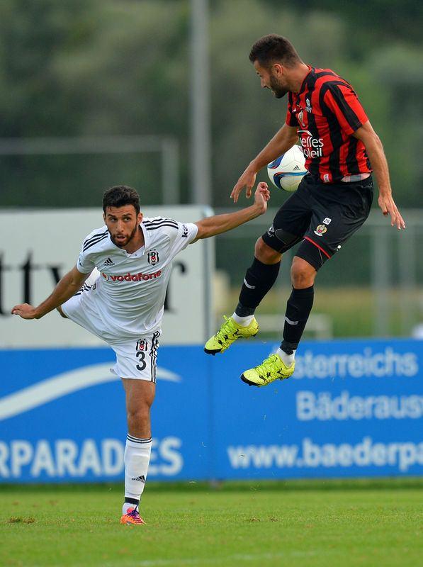 <p>Nice ile karşılaşan Beşiktaş, iki kez geriye düştüğü müsabakada rakibiyle 2-2 berabere kaldı.</p>