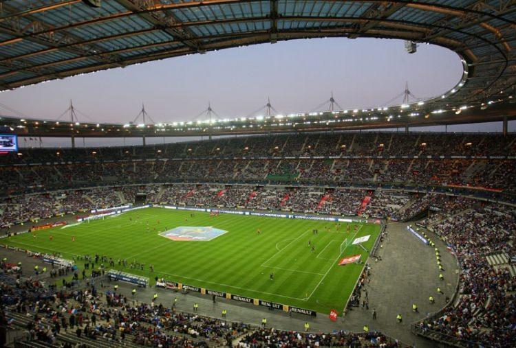 <p>Stade de France 81,338<br />
<br />
Saint-Denis, France<br />
<br />
France national football team</p>