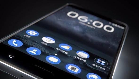 <p>3090 mAh kapasiteli bir bataryadan beslenen telefon, Qualcomm’un Quick Charge 3.0 teknolojisine sahip. Telefonda, amiral gemileri için günümüzde standart hale gelen USB Type-C portu yer alıyor. Cihaz kutudan Android 7.1.1 Nougat işletim sistemi ile çıkıyor. Fiyat ise 3299 TL...</p>