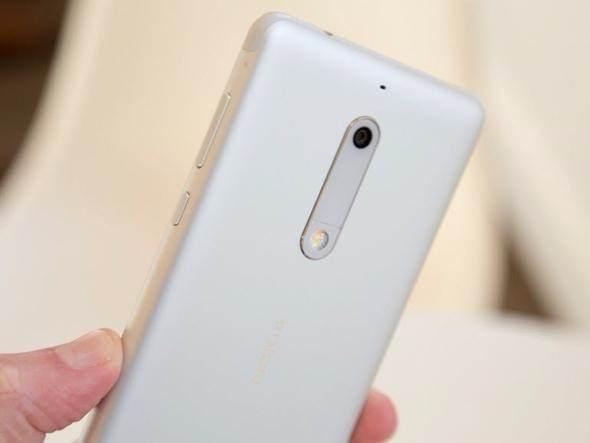 <p>Nokia 5</p>

<p> </p>
