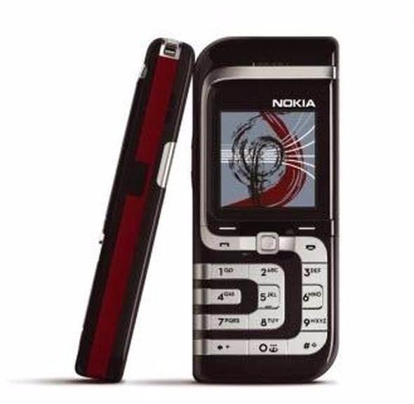 <p>Nokia 7260 <br />
<br />
2004 yılında satışa sunulan Nokia 7260'nın tasarımı da sıradışıydı.</p>