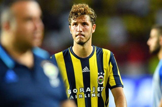 <p>Salih Uçan - 74</p>
