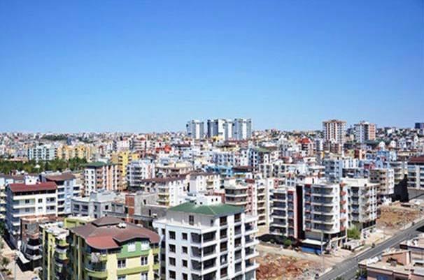 <p><strong>Tarsus, Mersin</strong></p>

<p>Nüfus: 329.494</p>
