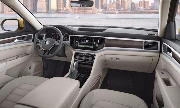 <p>2018 Volkswagen Atlas</p>
