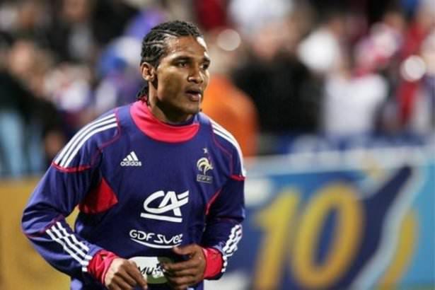<p>MALOUDA</p>
