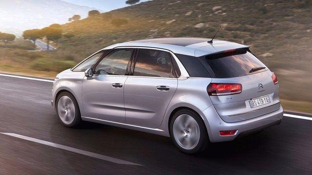 <p>C4 Picasso'larda 40 bin TL'lik kısım 20 ay faizsiz kredi avantajı ve cam tavan hediyeli.</p>
<p> </p>