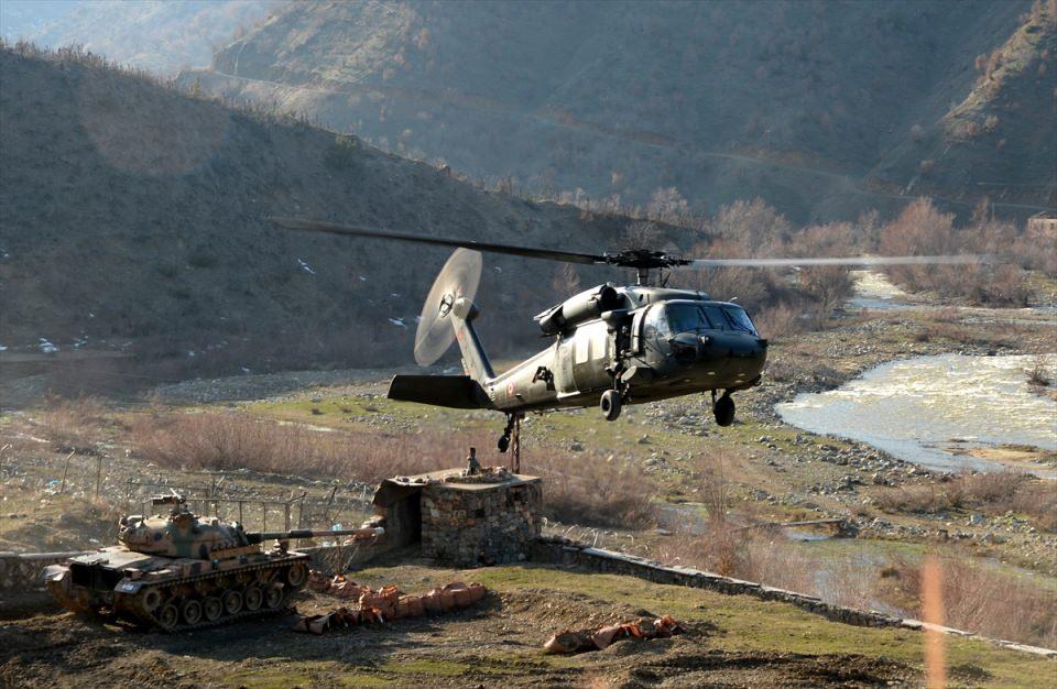 <p>Çınar, bölgede ihtiyaç duyulan köprünün yapımına yazın başlanacağını sözlerine ekledi.</p>

<p> </p>
