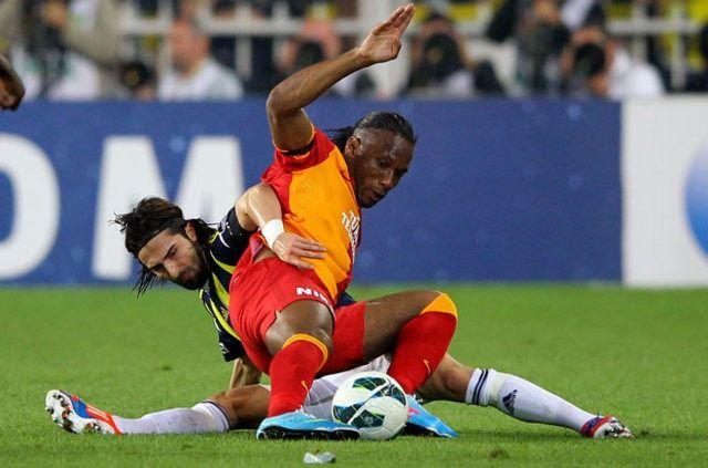 <p>17 yıl boyunca Kadıköy'de oynanan 20 maç boyunca Fenerbahçe, Galatasaray'a hiç yenilmedi. </p>
