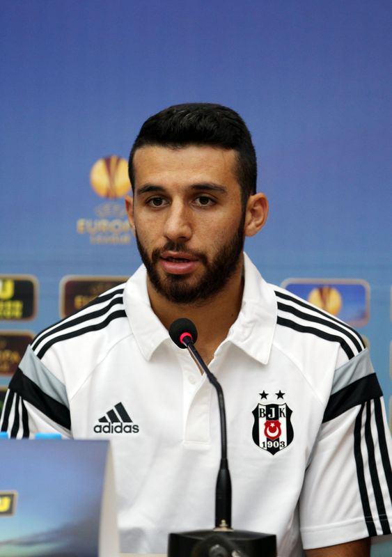 <p><strong>İsmail Köybaşı</strong><br />
<br />
En yüksek değeri: 6 milyon<br />
Güncel değeri: 3,3 milyon euro</p>
