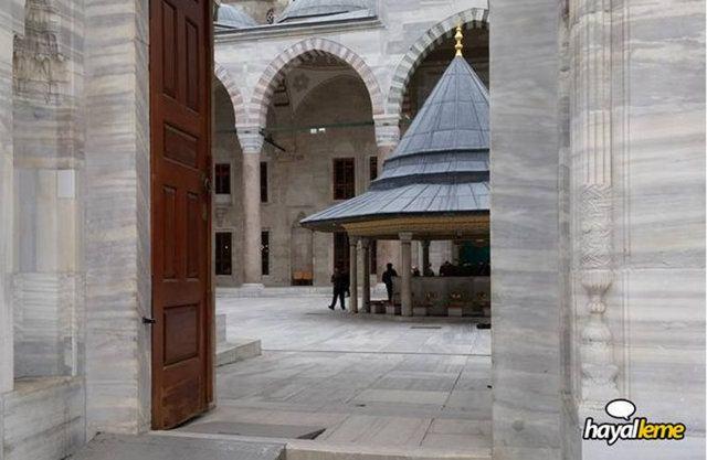 <p>Fatih Camii</p>
<p> </p>