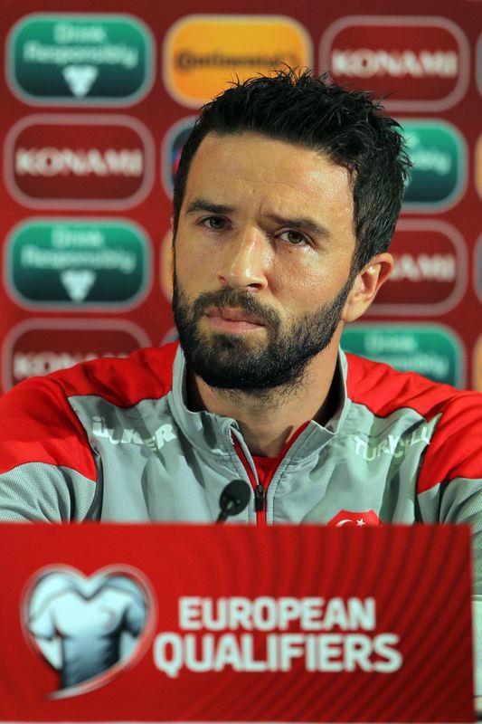 <p><strong>Gökhan Gönül</strong></p>

<p> </p>
