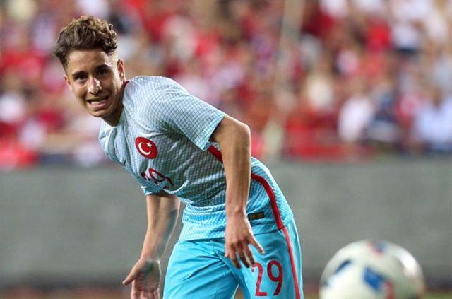 <p>Kasım ayında U19 takımından Nordsjaelland’ın A takımına yükselen Emre, çıktığı 13 maçta 2 gol atıp 2 de asist yaparak 4 gole katkıda bulundu.</p>

<p> </p>
