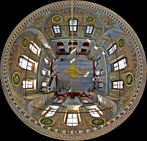 <p>Pertevniyal Valide Sultan Camii 1869-1871</p>
