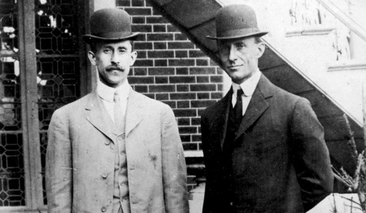 <p><strong>Wright Brothers</strong></p>
