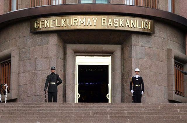 <p>TBMM kapanmadan önce yapılan bir grup toplantısında milletvekilleri, “Meclis’in çevresinde askeri birlikler hâlâ duruyor. Bu, Meclis’in sivil görüntüsüne zarar veriyor. Bir kuşatılmışlık algısı yaratıyor” yorumunda bulunmuştu.</p>
