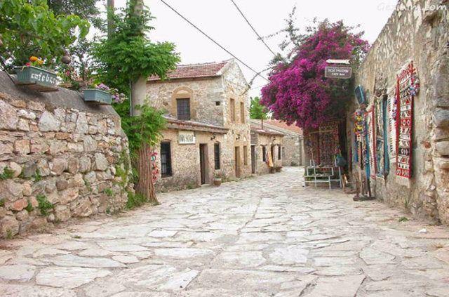 <p>Eski Datça </p>

<p>Muğla </p>
